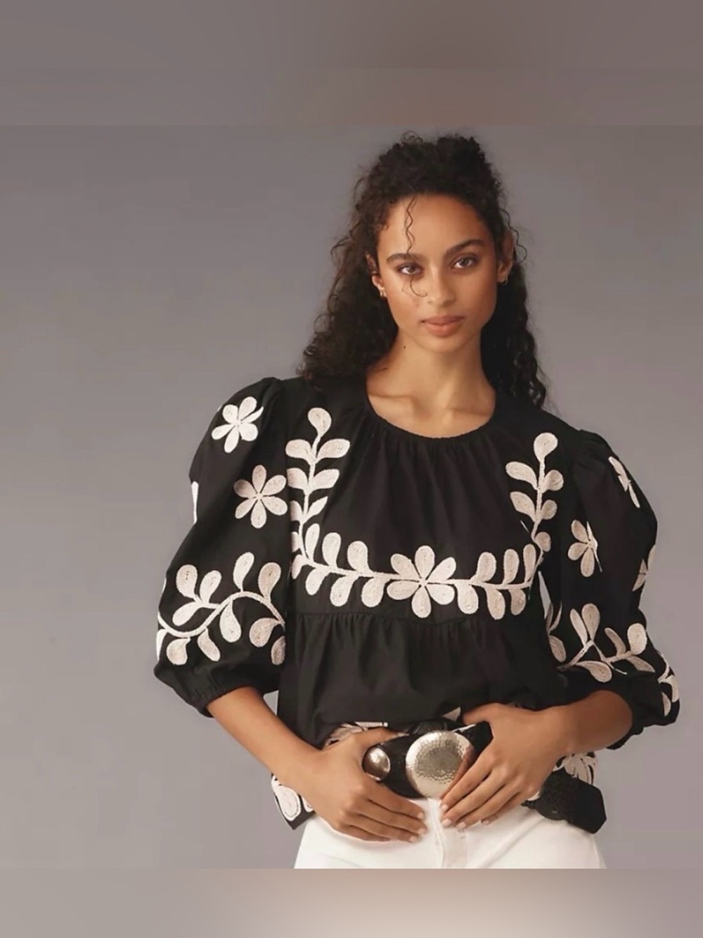 NWT
Anthropologie Crew-Neck Embroidered Top